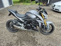 Suzuki GSX-S1000 2015