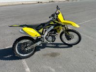 Suzuki RMZ 250