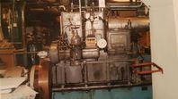 B&W Alpha-Dieselmotor 2-cyl 2-takt 100 hk 450 rpm år 1953