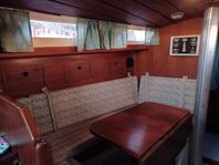 Arabesque 32 1975, Rymlig o lättseglad