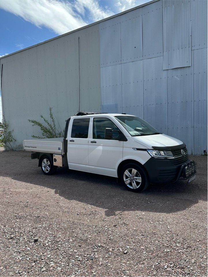 Volkswagen Transporter pick u...