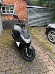 Peugeot StreetZone 2T 2016 – Fint skick + massor av extra!