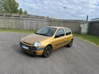 Renault Clio 3-dörrars Halvkombi 1.2