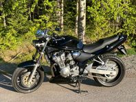 Suzuki GSF 600 Bandit -01