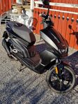 Moped Drax Storm