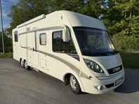 Hymer B798 SL. AC bodel via 560Ah Litiumbatt 700W solcell QB