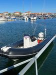 Brig Falcon 500s 60hk e-tec Evinrude 2010