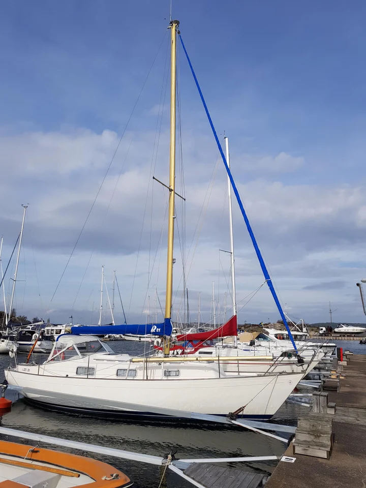 Hallberg Rassy Monsun 31 image