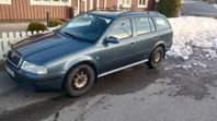 Skoda Octavia Tour Kombi 1.6 MPI Euro 4