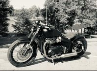 Triumph Bobber T120 endast 500mil nyskick