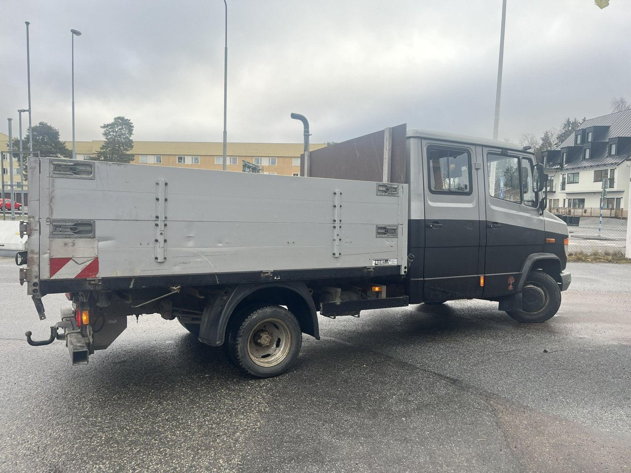 Mercedes Vario 513d tippflak ...