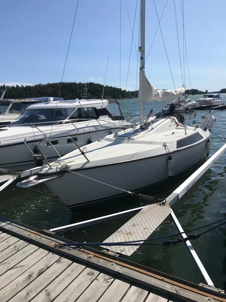 Maxi 77 image
