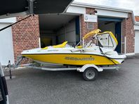 Sea doo sportster jetbåt.
