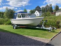 Uttern C56 med Mercury 60 Efi 4-takt båda 2010