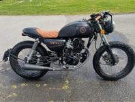 Romet Motors Caféracer 125