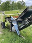 Hårdpress med balkastare Claas Markant 40