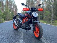 KTM Duke 125, 4 mil!