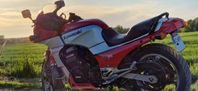 GPZ 900r