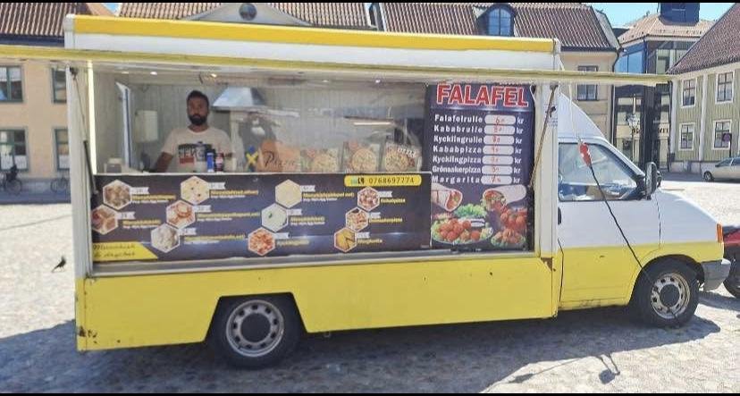 Foodtruck. Mattvagn pizzabi l...