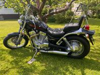 Suzuki 1400 Intruder endast 1500mil