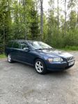 Volvo V70 d5 A-traktor 