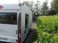 Bürstner Averso Plus 410 TS-Kompakt lyx med smarta lösningar