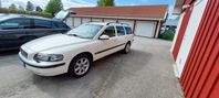 Volvo V70 2.4T AWD