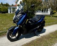 Yamaha x-max 300