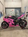 Yamaha YZF-R6 Banhoj
