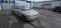v70 2.4 a-traktor nyreggad manuell 