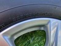 TOYOTA RAV_4 ORIGINAL 17"Fälgar med sommardäck