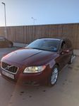 Volvo V70 2,4D Momentum med garanti