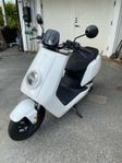 NIU N1S Elmoped Klass 1 45km/h