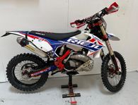 300 SixDays