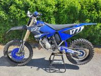 Yamaha YZ 125
