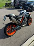 KTM 890 Duke R (376mil)