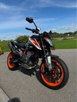 KTM 890 Duke R (376mil)