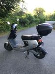 Elmoped NIU 25 km/h, Silver