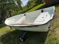 Ryds 425 m trailer och 13,6 hk motor 