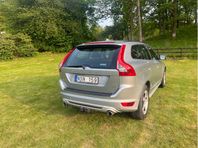 Volvo XC60 D5 AWD Geartronic Momentum, R-Design Euro 5