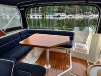 Aquador 26 HT med vitt skrov i fint skick