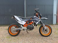 Ktm 690 smc-r