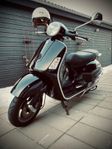 Piaggio Vespa GT 200