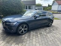 Volvo V60 Recharge T8 AWD R-Design