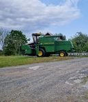 Skördetröska John Deere 1042