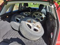 dubbade vinterdäck till Volvo V50