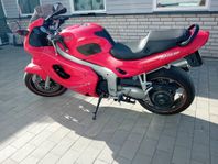 Triumph Sprint ST955