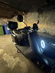 NIU NQi+ Sport X – El-moped med lång räckvidd