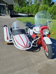 Moto Guzzi 850 GT 1973 med Steib sidovagn.