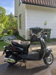 Moped - Viarelli retro 50 svart i mycket bra skick. Klass 1